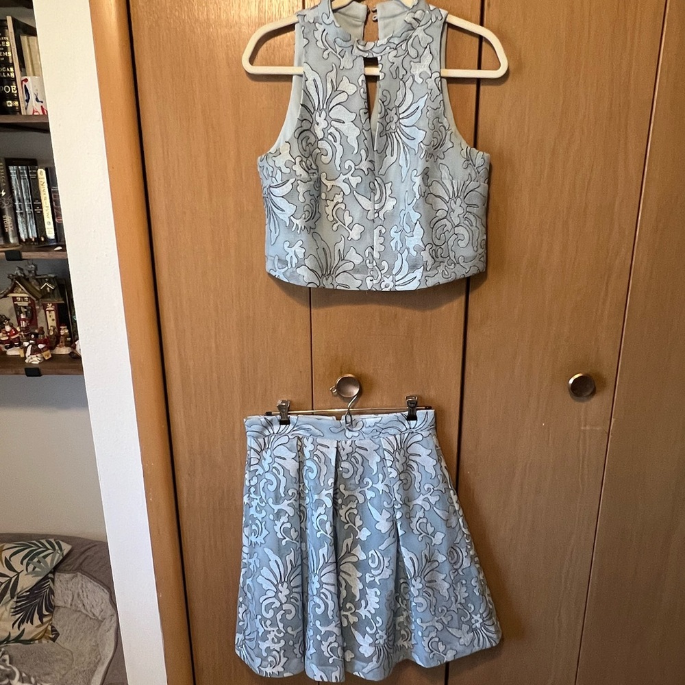 Julia Jordan Blue and White Mini Dress